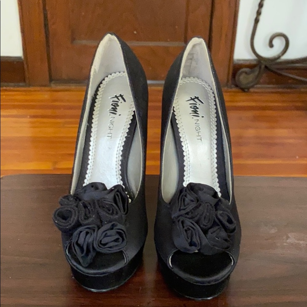 COPY - Black heels